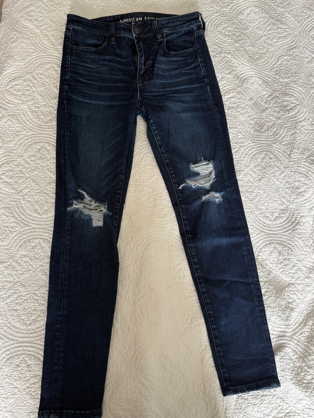 American Eagle Outfitters Dark Wash Distressed Skinny Jeans